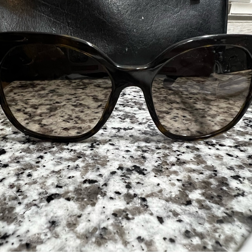 PRADA SPR-10R Sunglasses